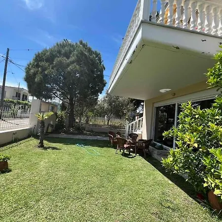 بيت للعطل Sea & Sun Retreat