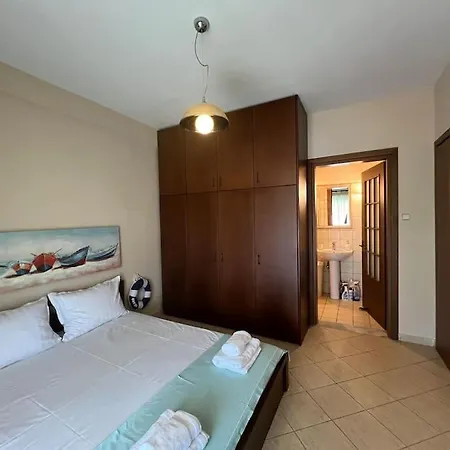 بيت للعطل Sea & Sun Retreat Vrasná