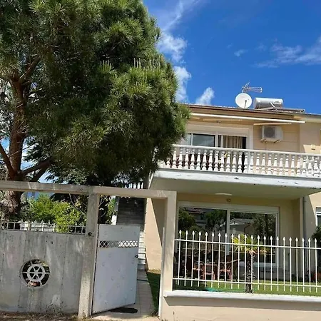Sea & Sun Retreat Holiday home
