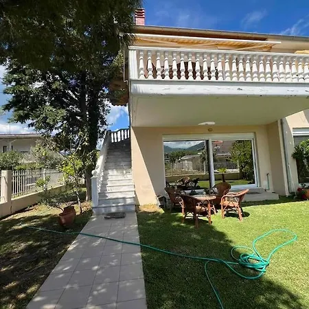 Sea & Sun Retreat Holiday home Nea Vrasna