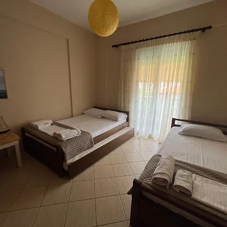 بيت للعطل Sea & Sun Retreat Vrasná